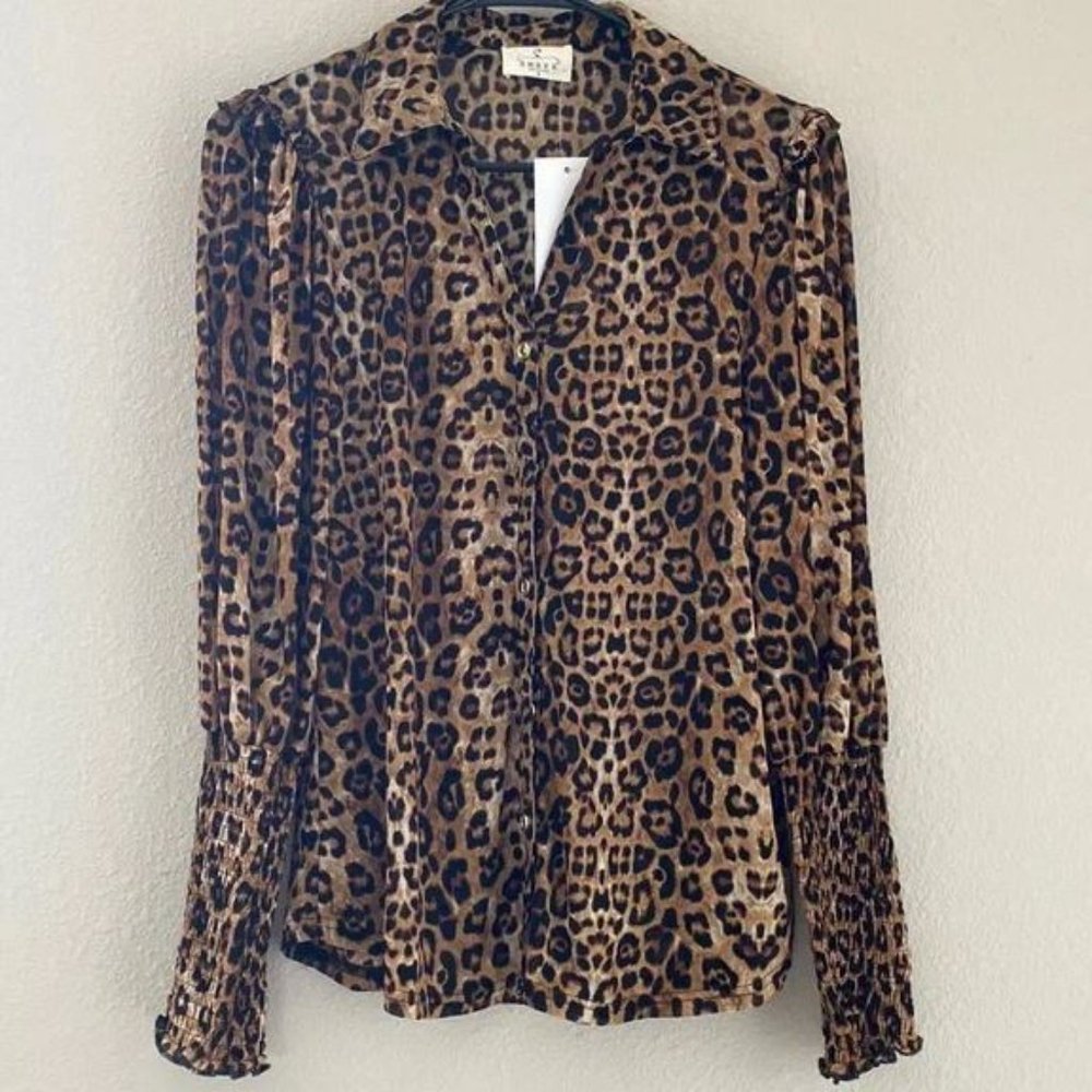 Ember Women's Stretch Blouse Button Down Animal Print Cougar Size Small